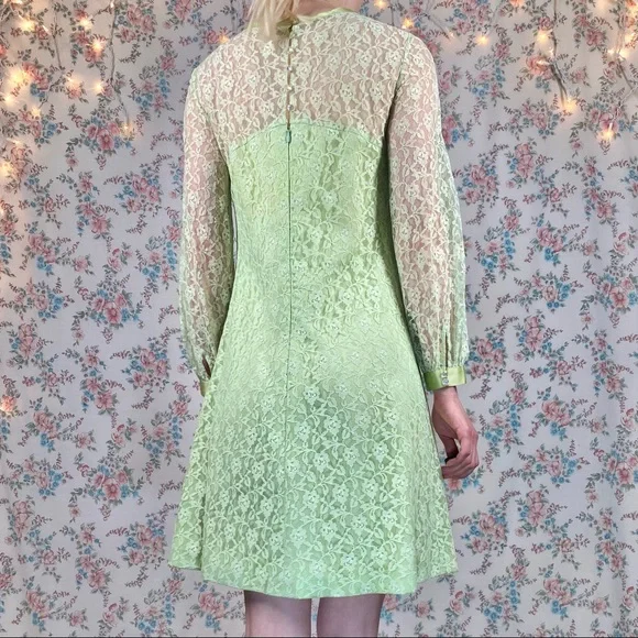 Vintage 60s light green lace dress - Picture 4 of 6